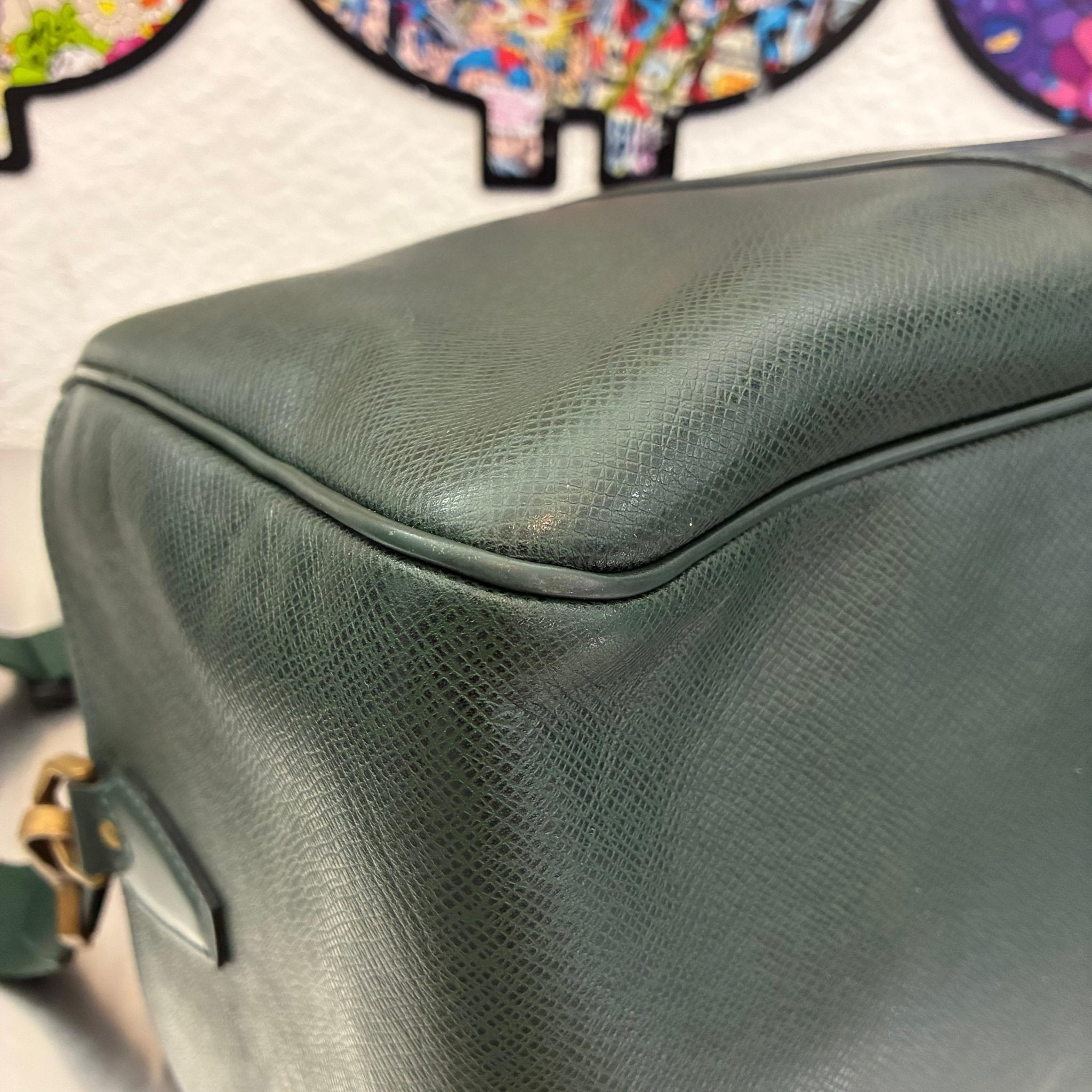 Louis Vuitton Kendall PM Taiga