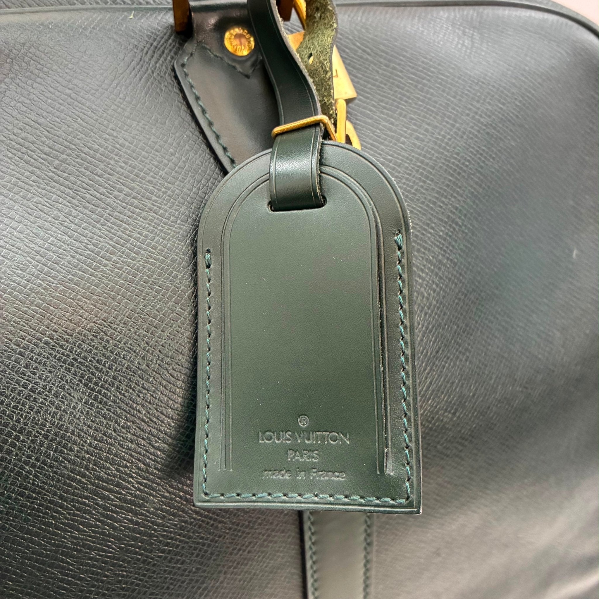 Louis Vuitton Kendall PM Taiga