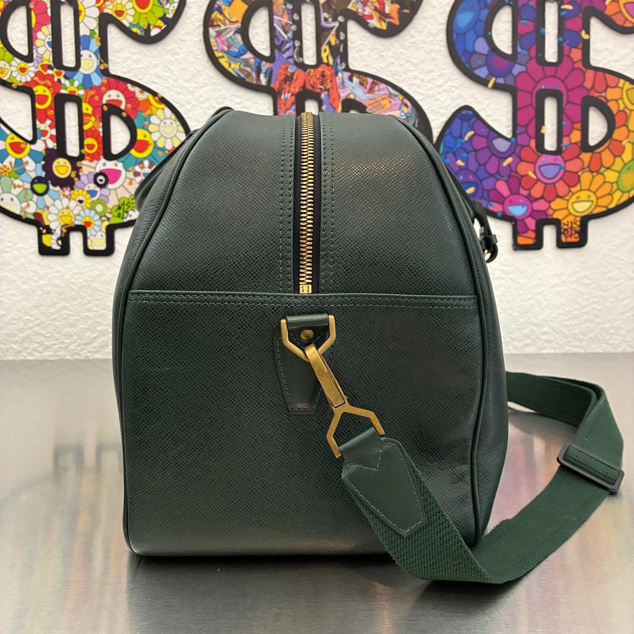 Louis Vuitton Kendall PM Taiga