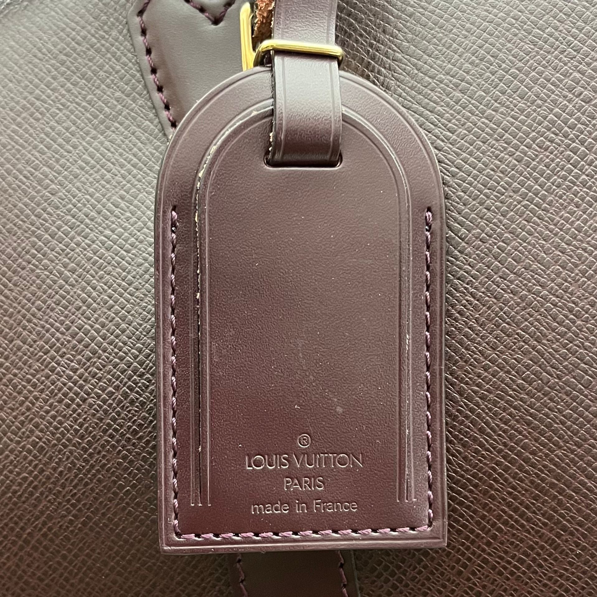Louis Vuitton Kendall PM Taiga