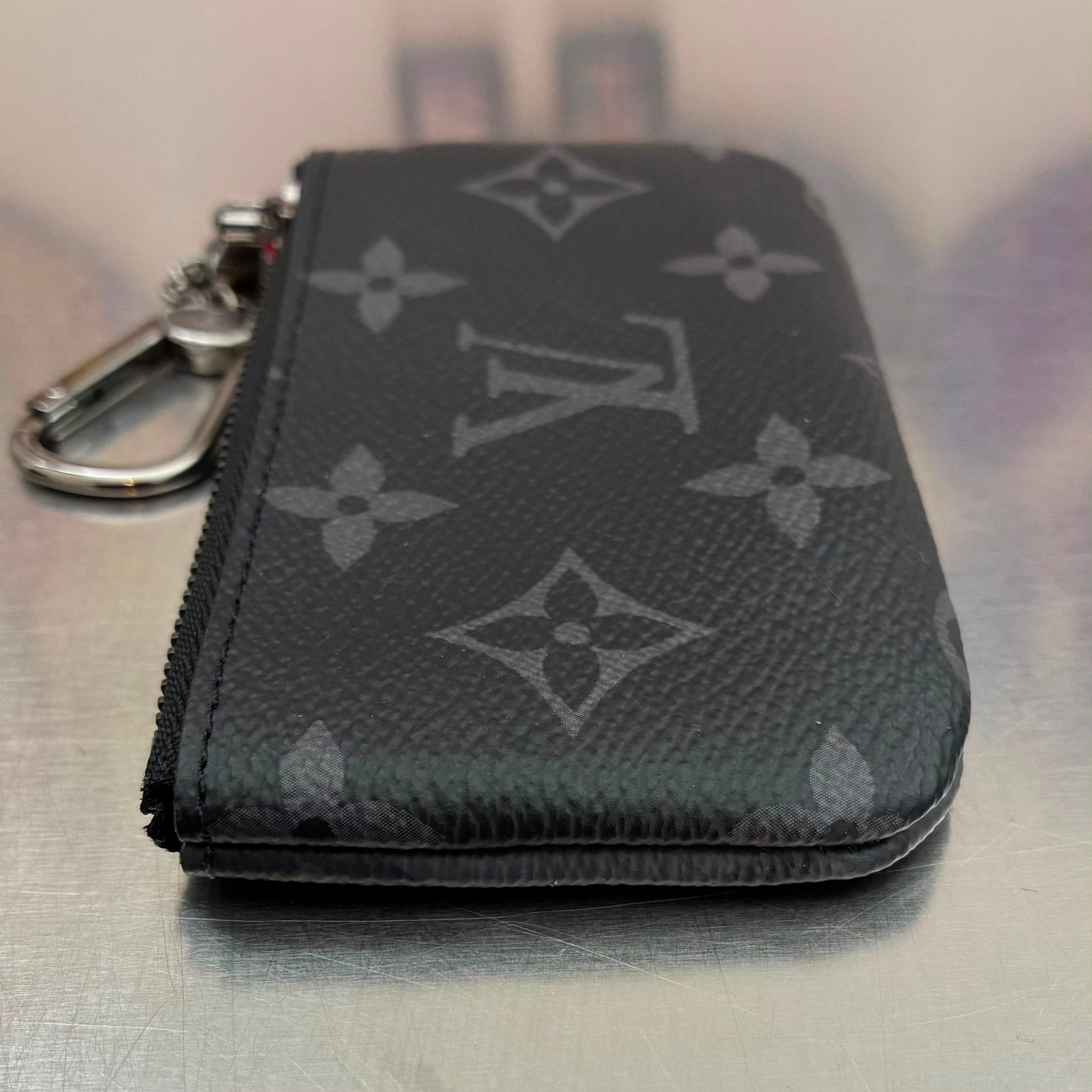 Louis Vuitton Key Pouch Monogram Eclipse / Eclipse Reverse