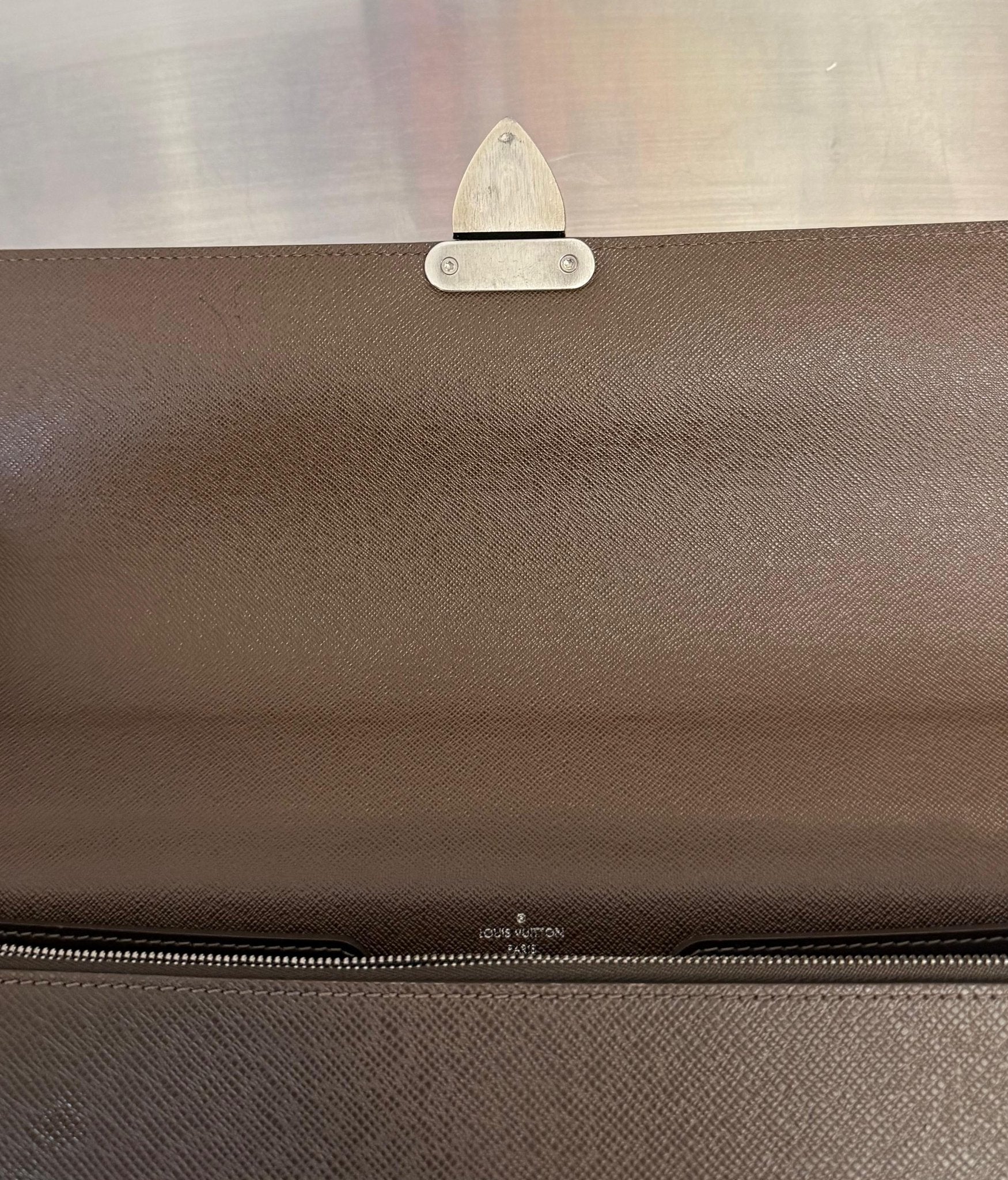 Louis Vuitton Laguito Taiga