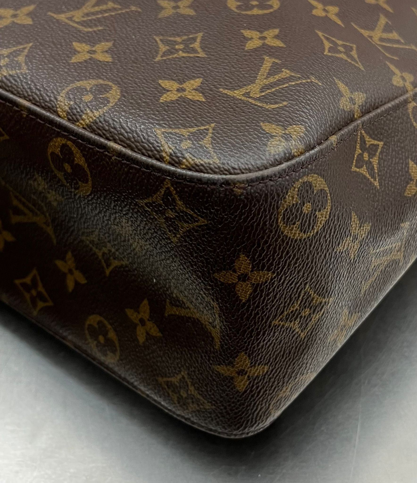 Louis Vuitton Looping GM