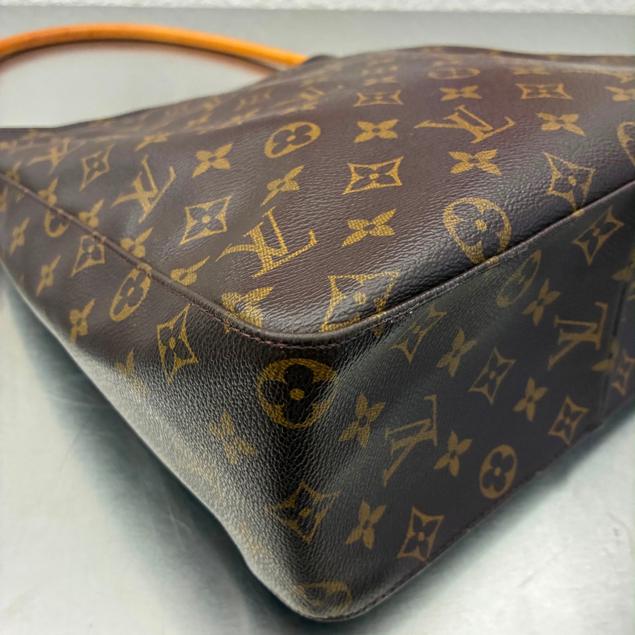 Louis Vuitton Looping GM Monogram