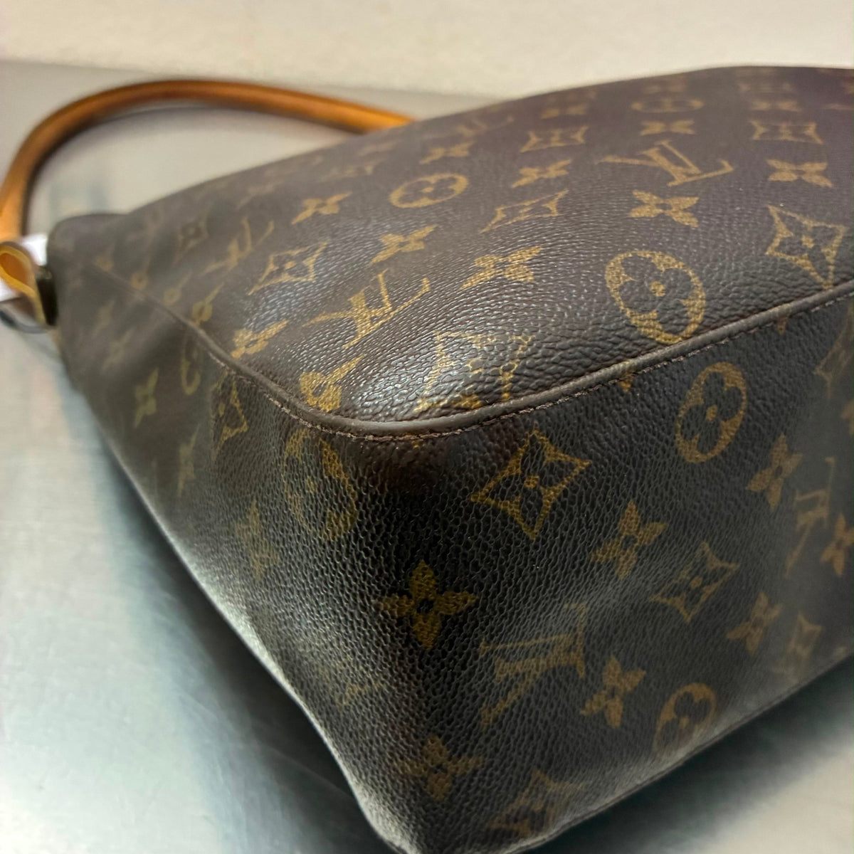Louis Vuitton Looping GM Monogram