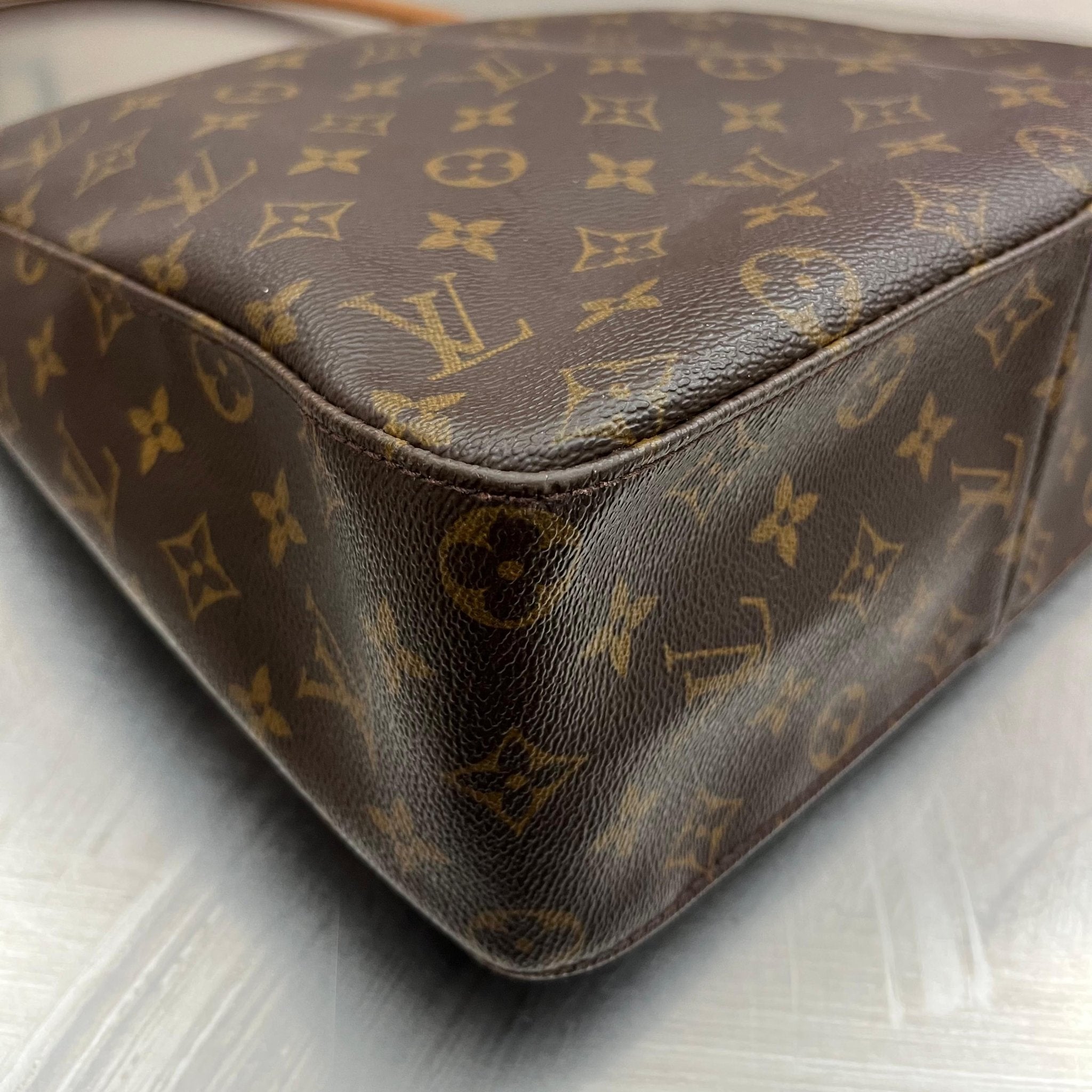 Louis Vuitton Looping GM Monogram