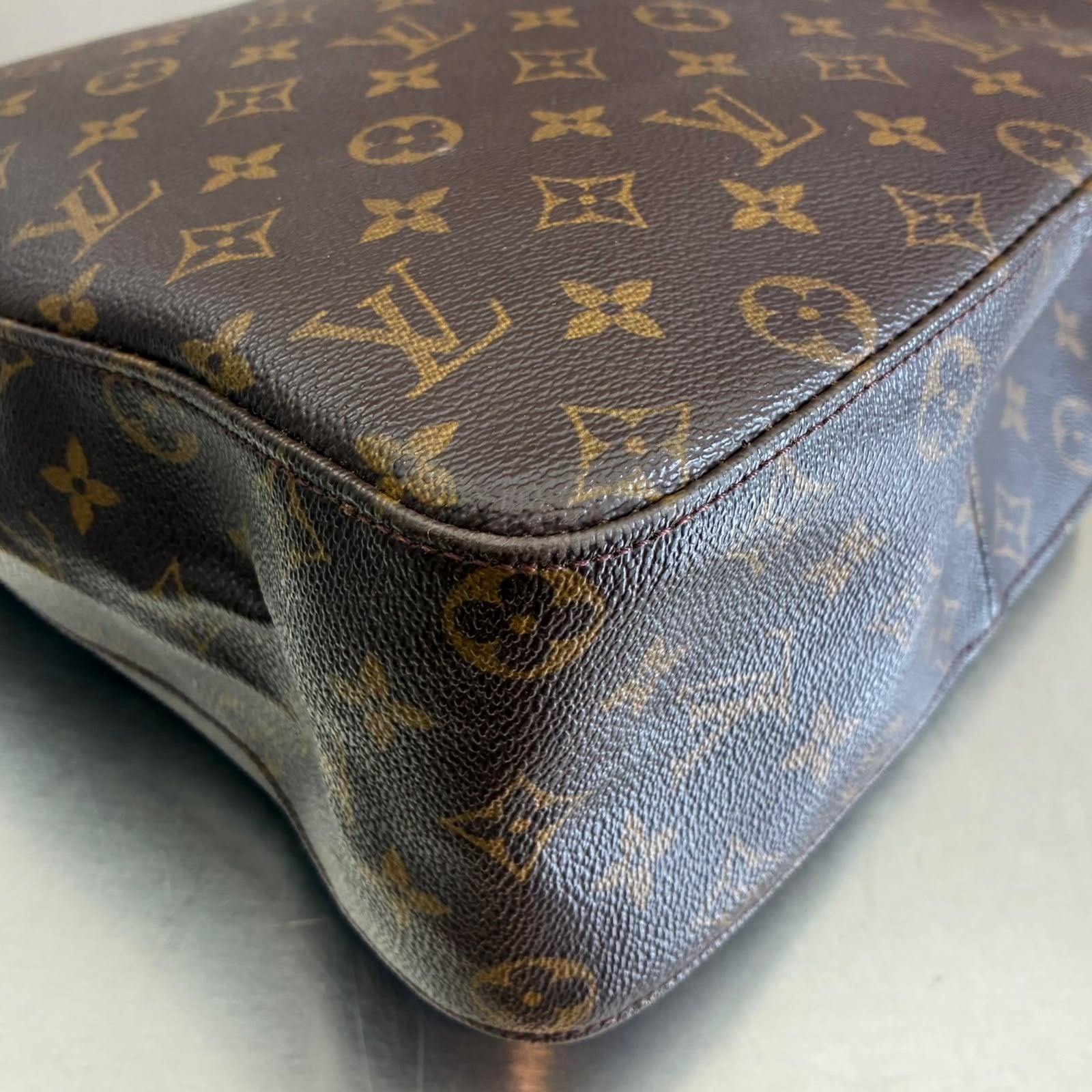 Louis Vuitton Looping GM Monogram