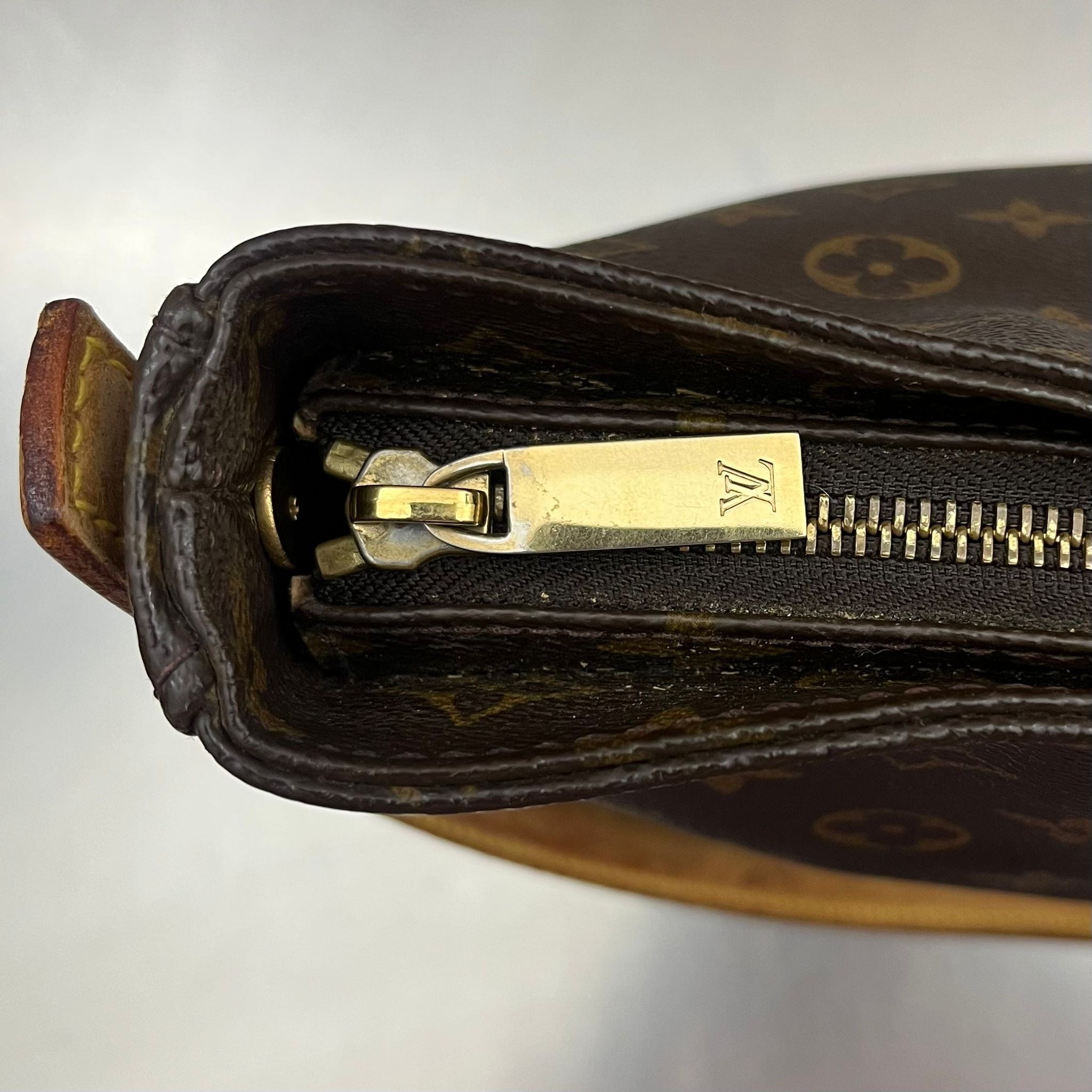 Louis Vuitton Looping GM Monogram