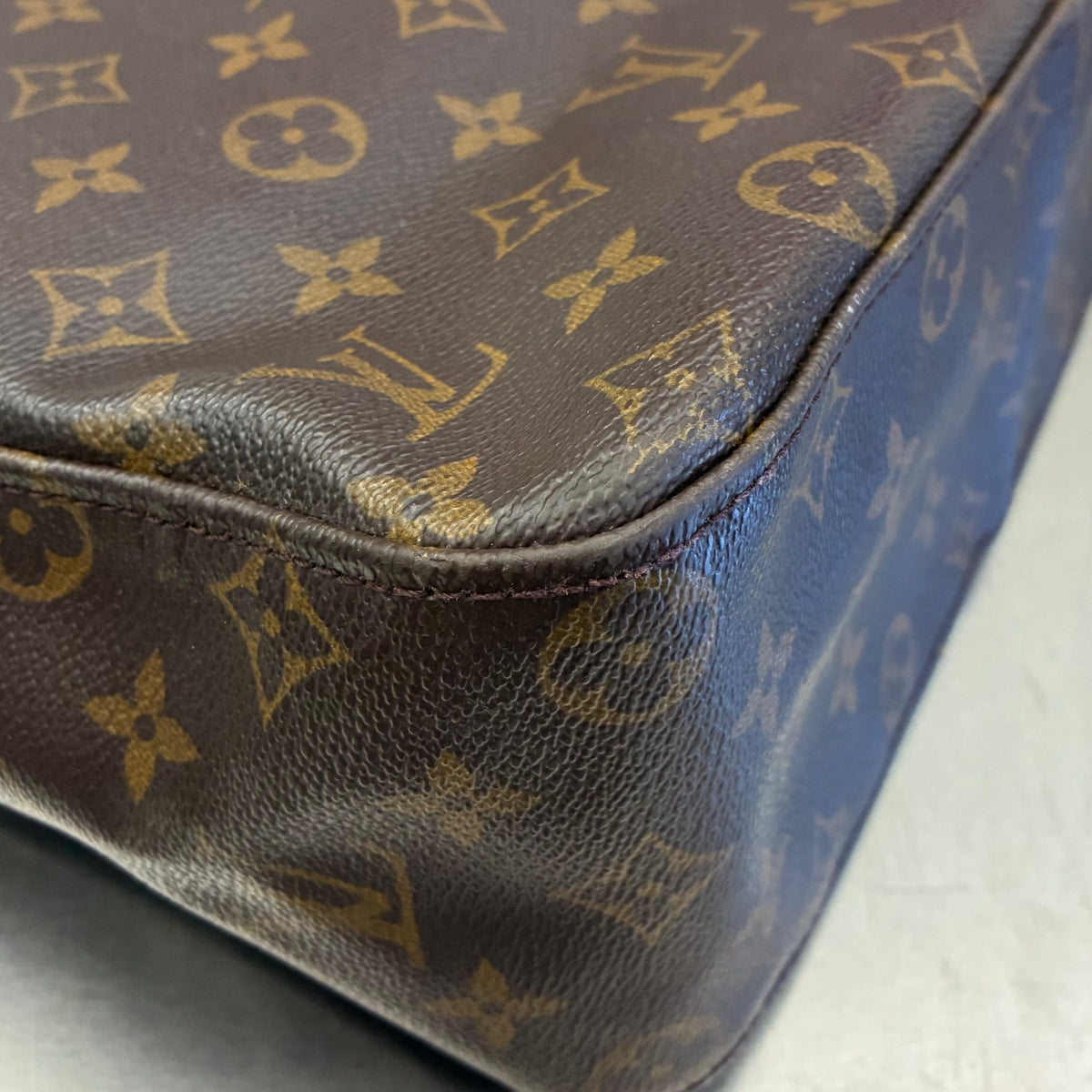 Louis Vuitton Looping GM Monogram