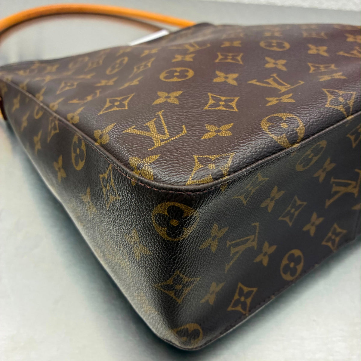 Louis Vuitton Looping GM Monogram