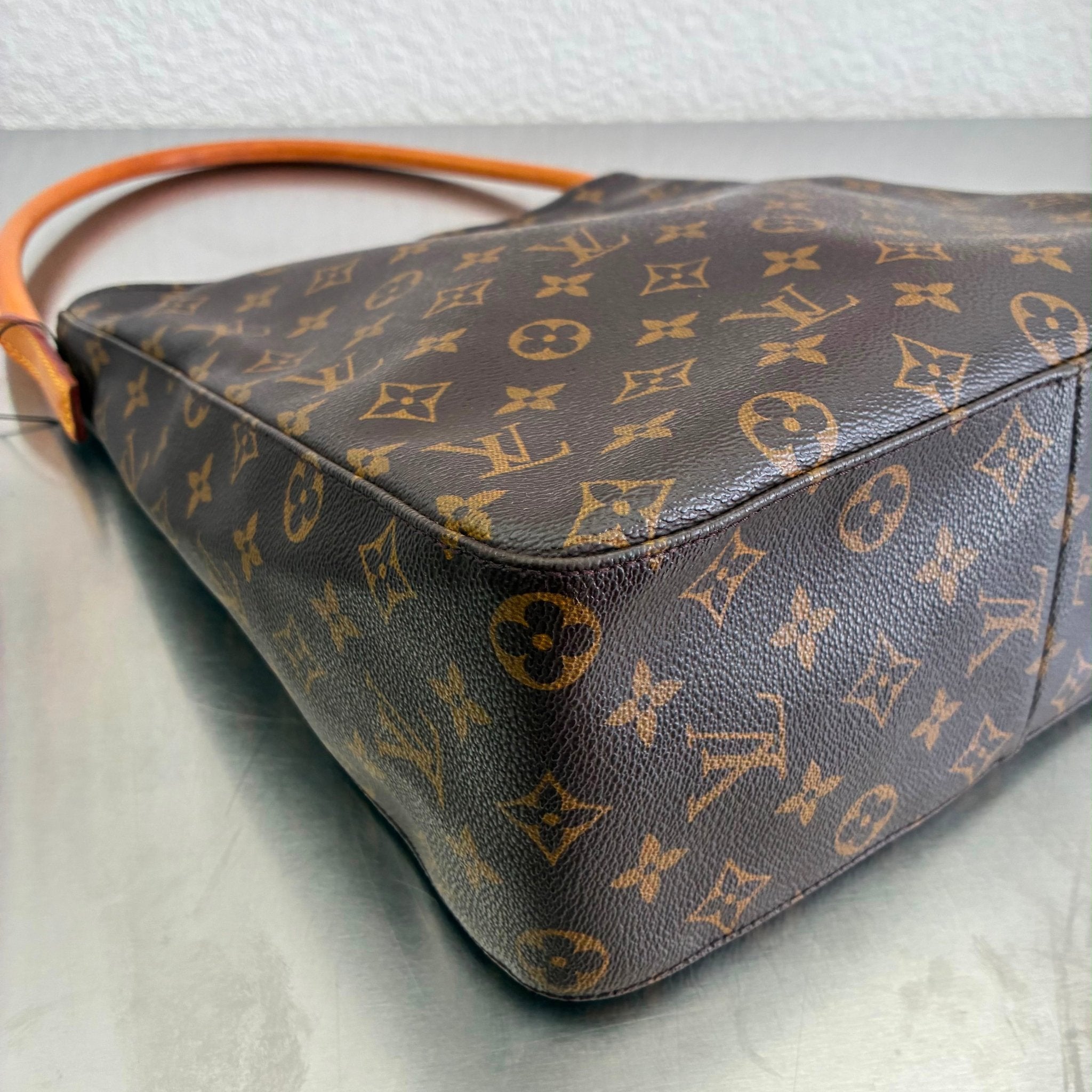 Louis Vuitton Looping GM Monogram