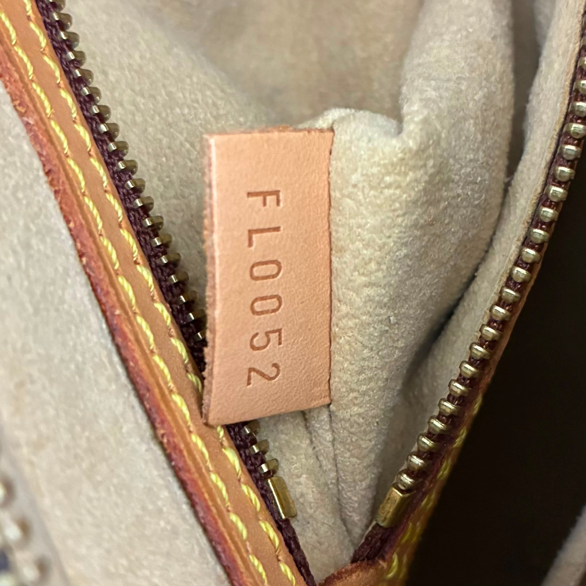 Louis Vuitton Looping MM Monogram