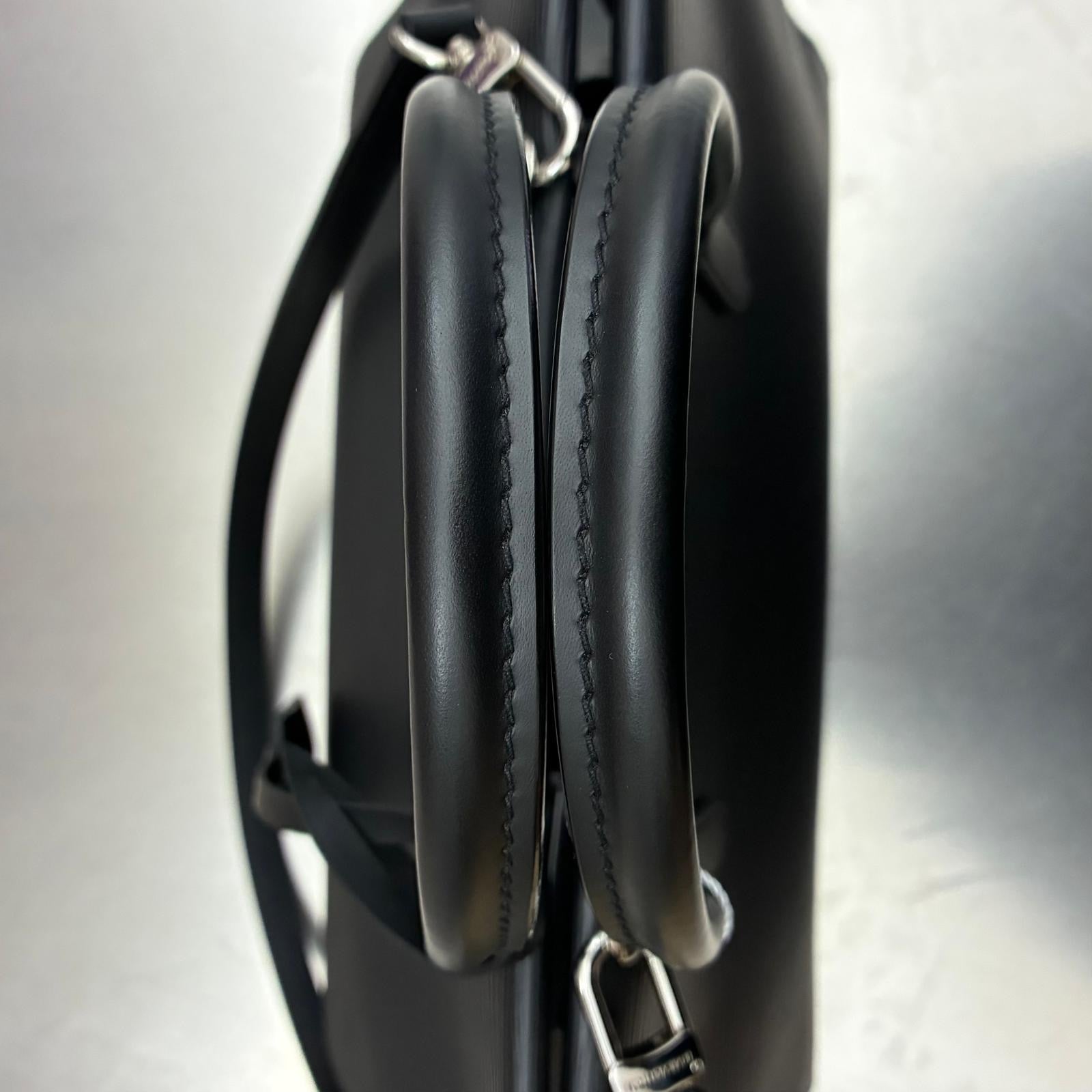 Louis Vuitton Marly MM Epi