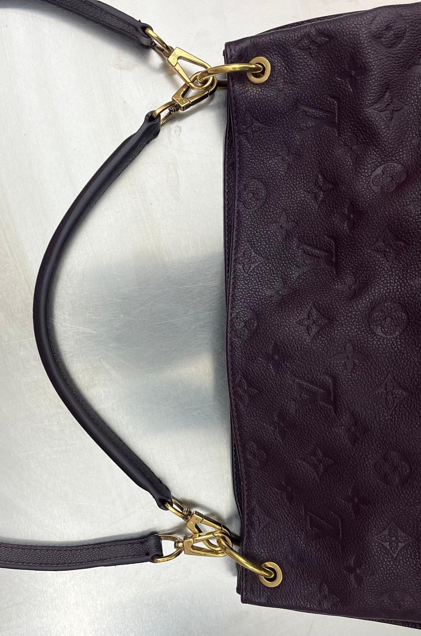 Louis Vuitton Metis Hobo Empreinte