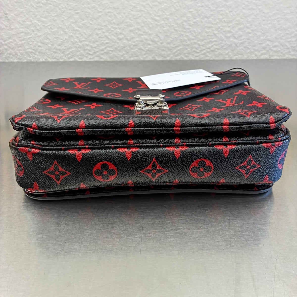 Louis Vuitton Metis Infrarouge Monogram