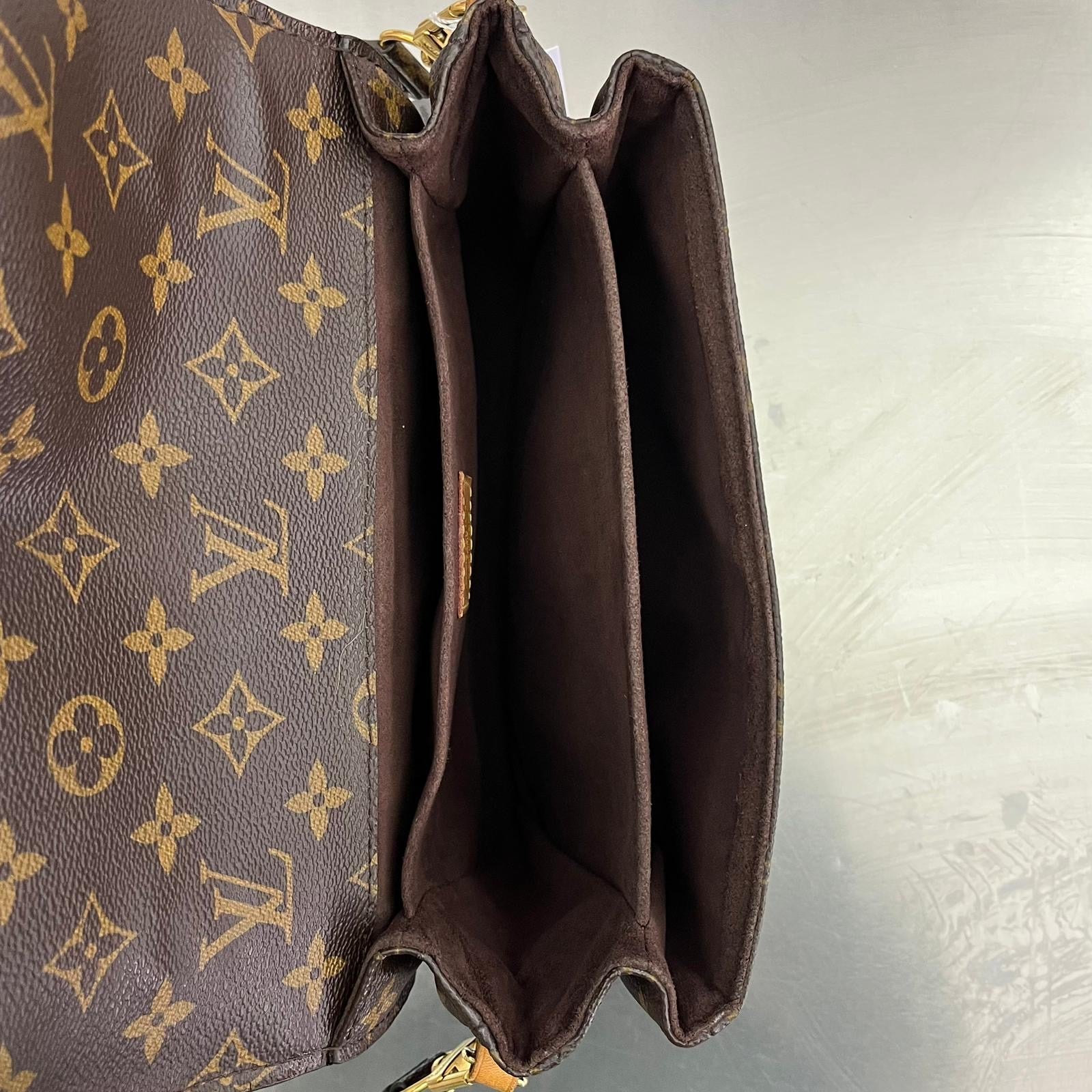 Louis Vuitton Metis Monogram