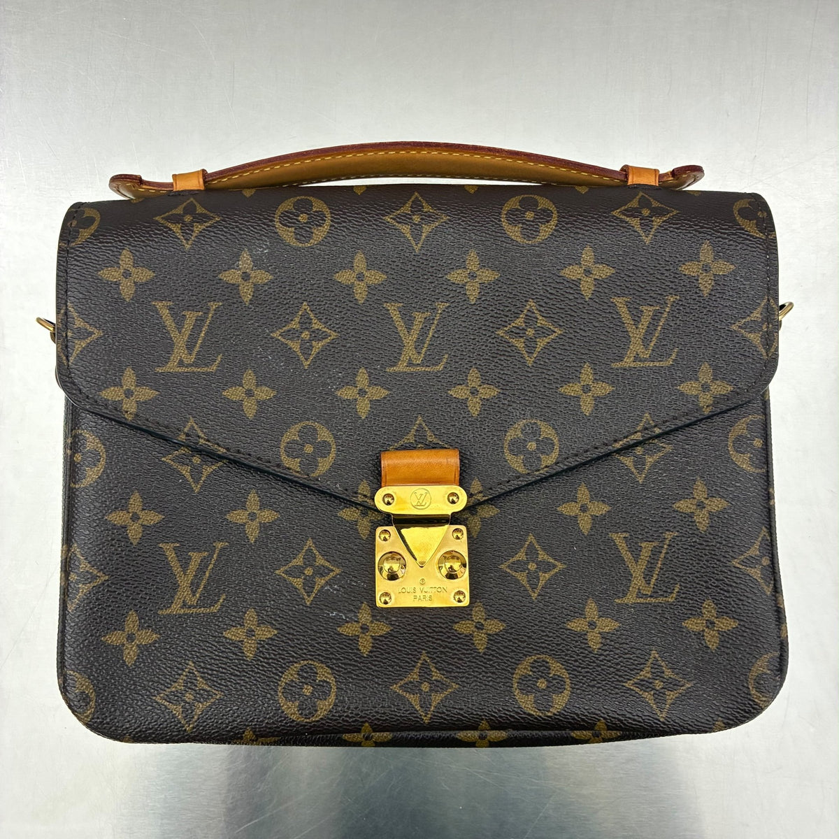Louis Vuitton Metis Monogram