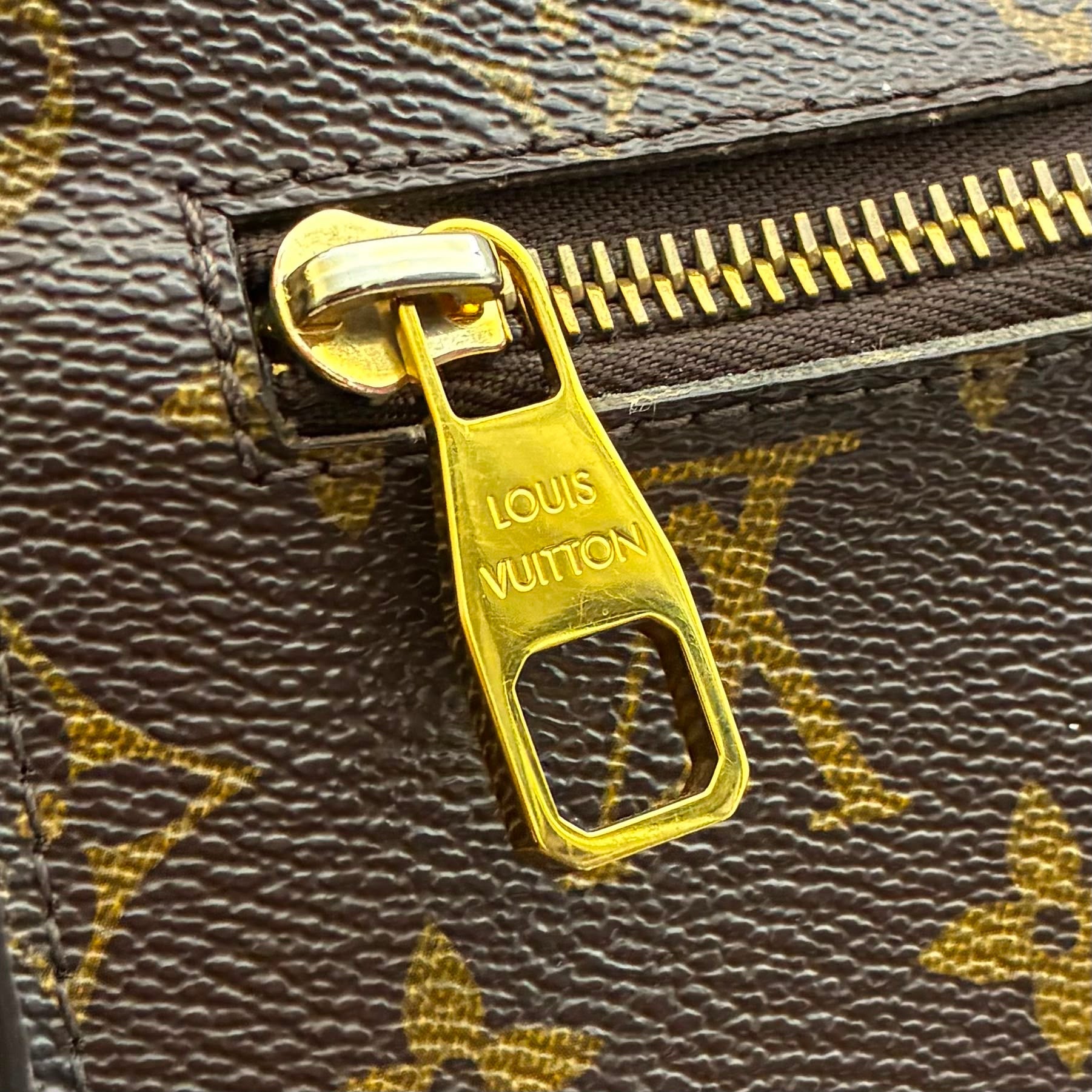 Louis Vuitton Metis Pochette MM