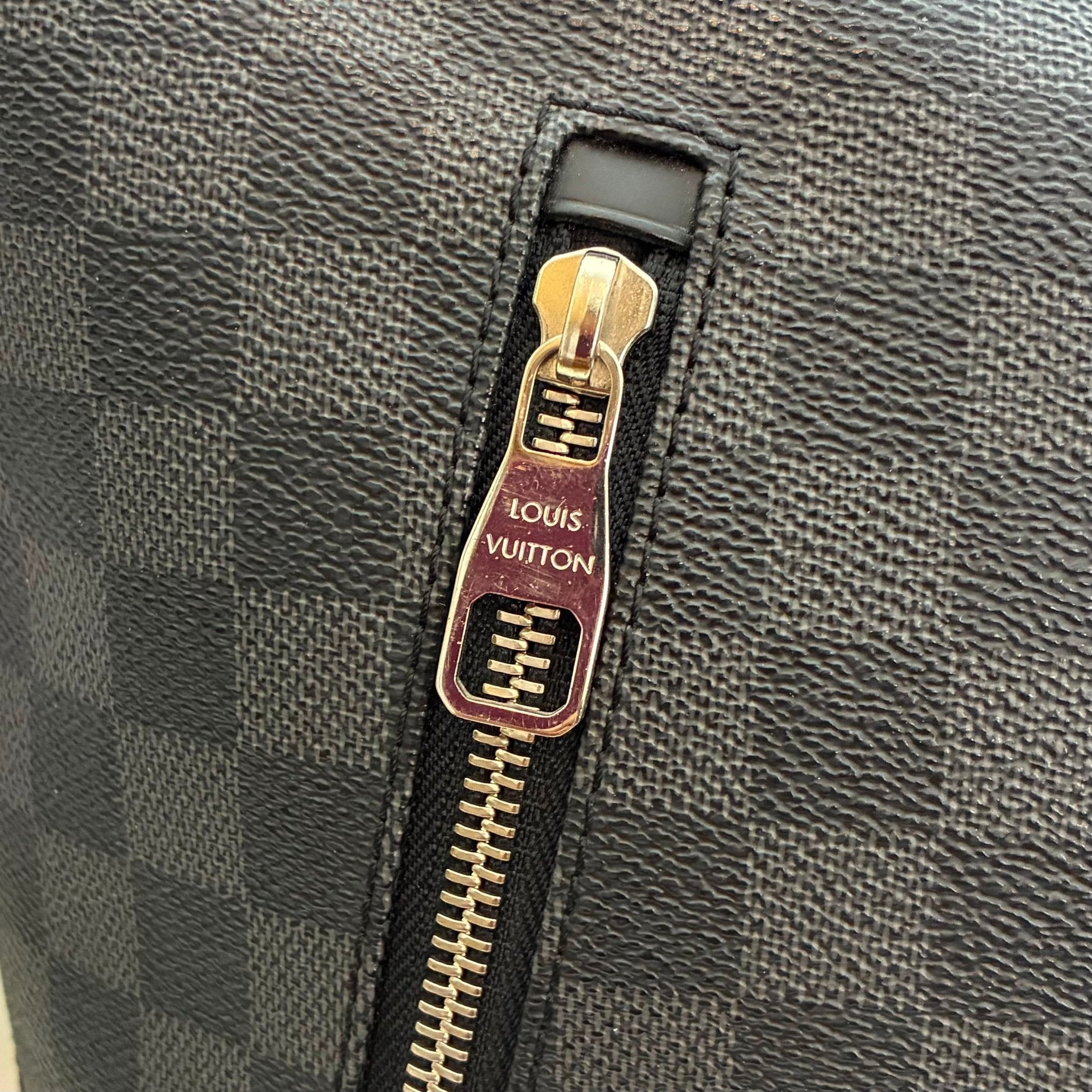 Louis Vuitton Mick GM Damier Graphite