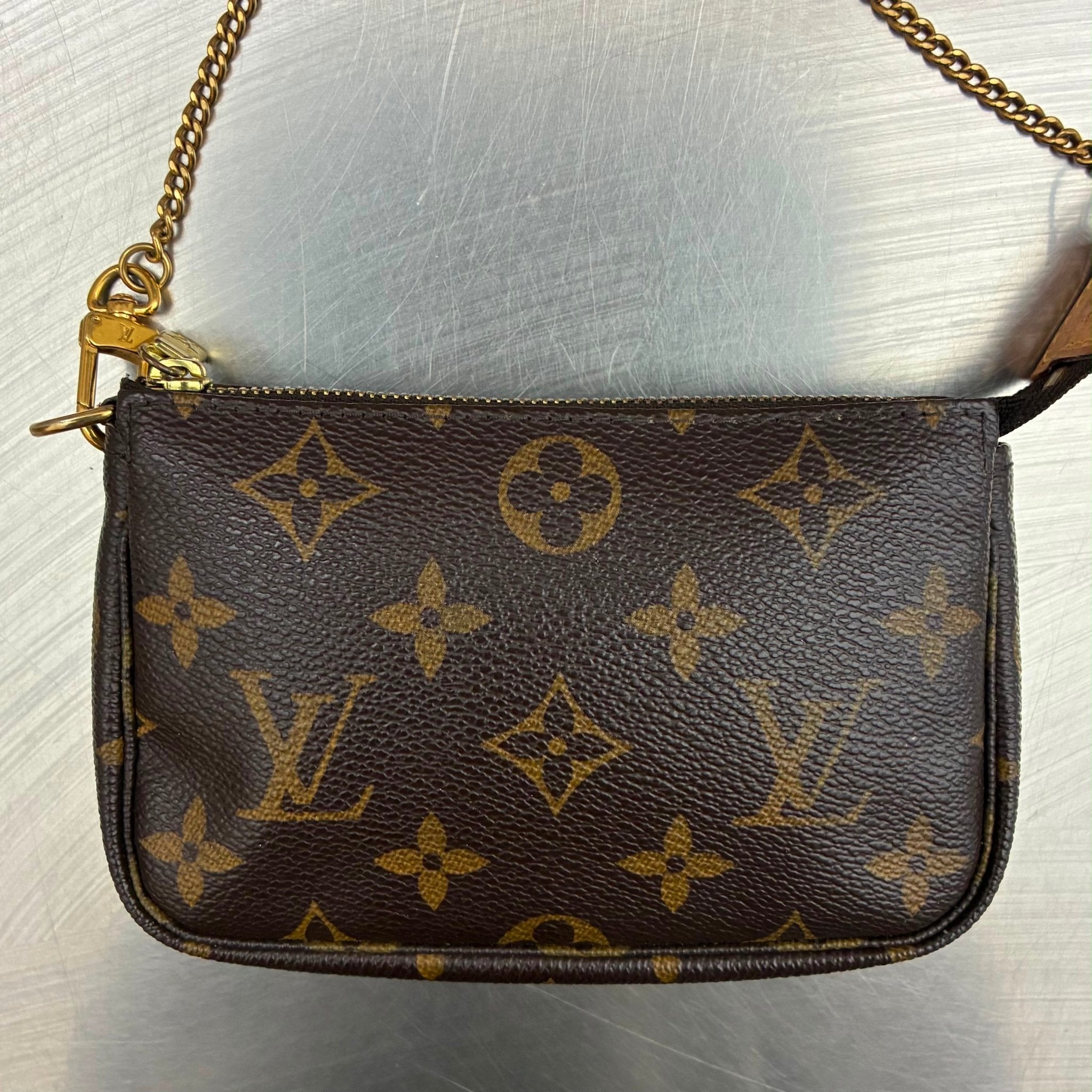 Louis Vuitton Mini Pochette Accessoires Monogram
