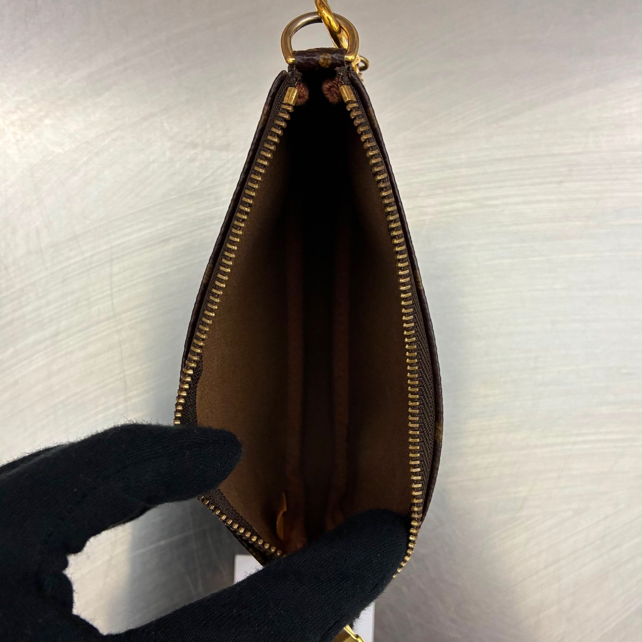 Louis Vuitton Mini Pochette Accessoires Monogram