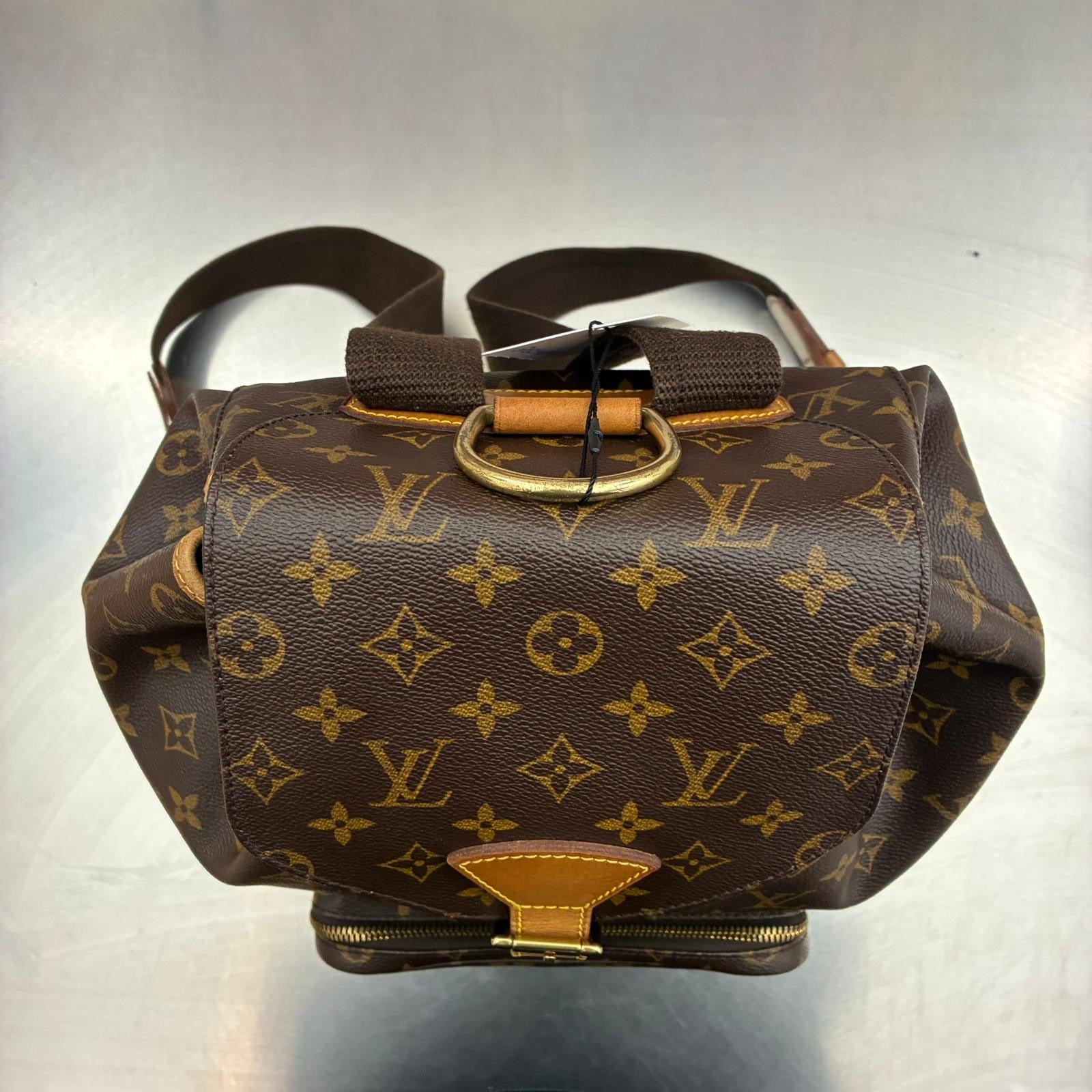 Louis Vuitton Montsouris GM Monogram