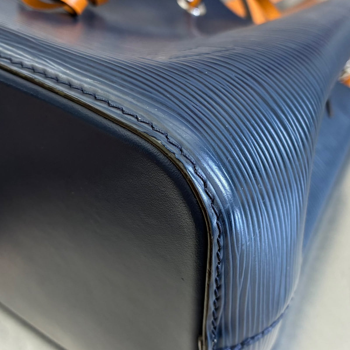 Louis Vuitton Néo Noé BB Epi
