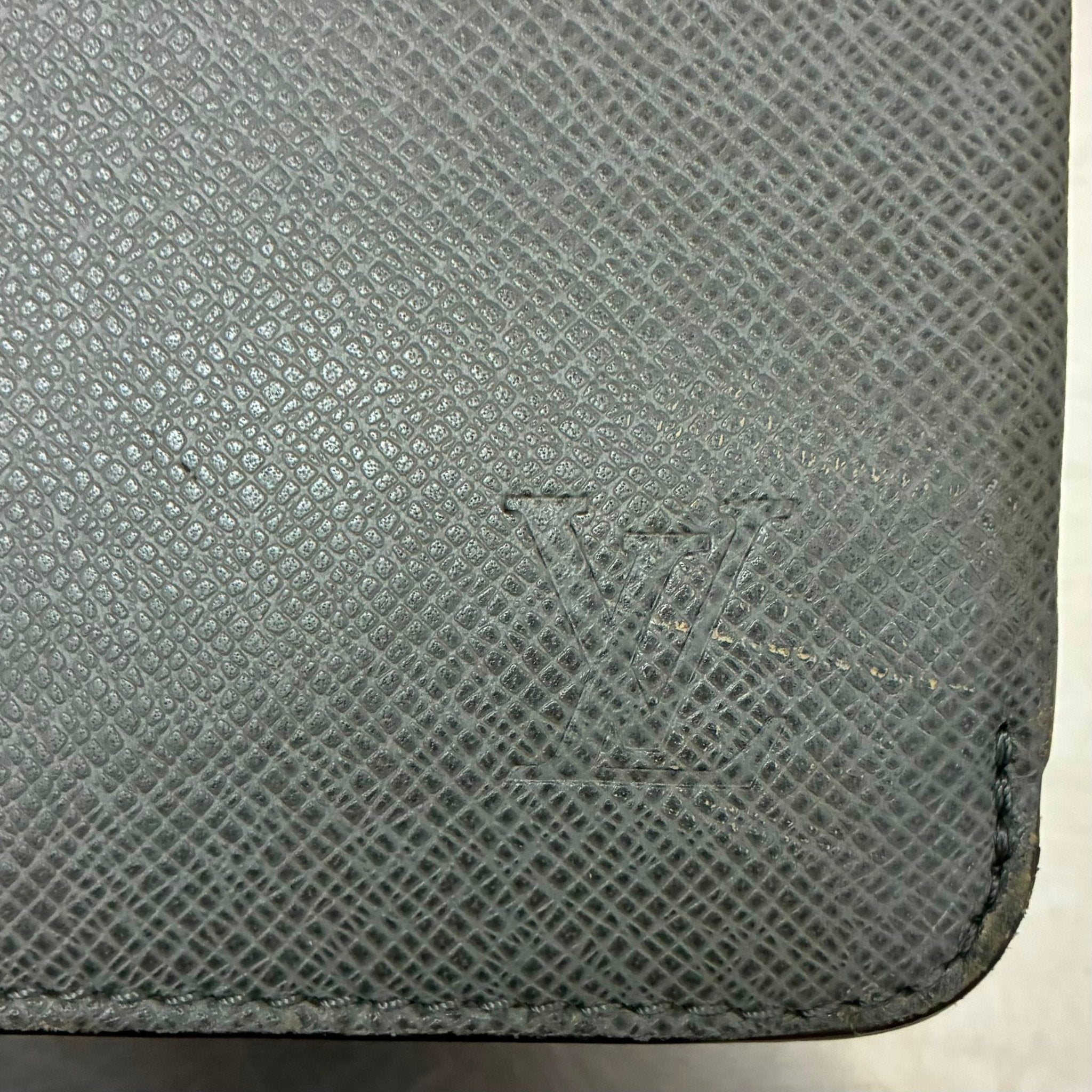 Louis Vuitton Neo Robusto I Taiga