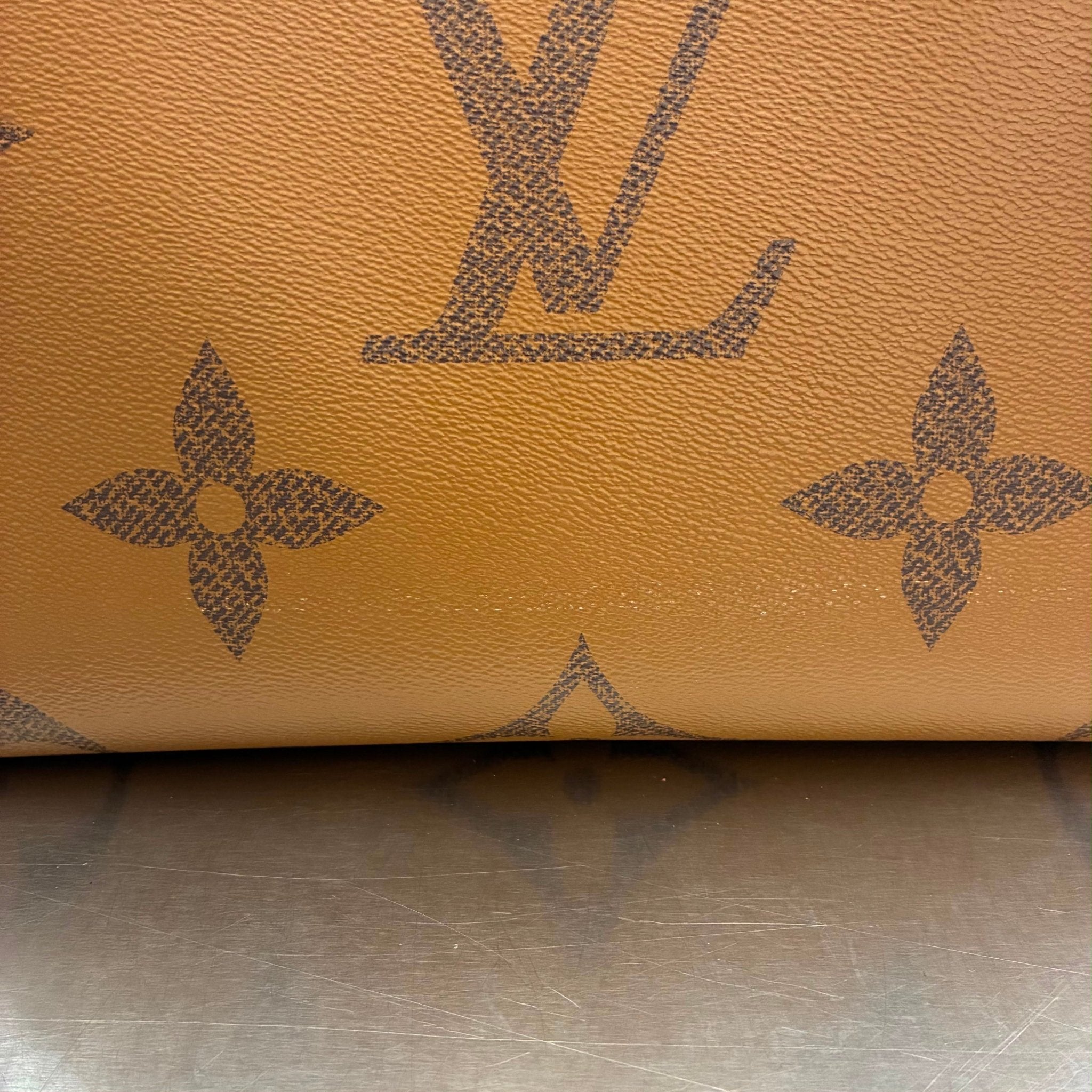 Louis Vuitton OnTheGo MM