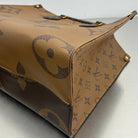 Louis Vuitton OnTheGo MM