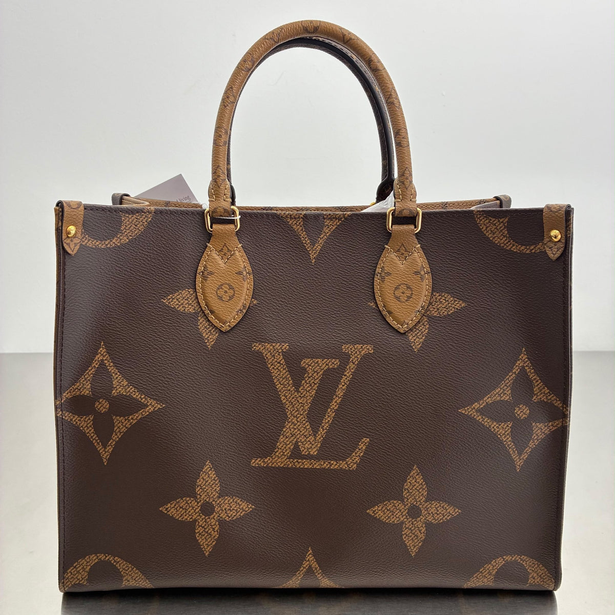 Louis Vuitton OnTheGo MM