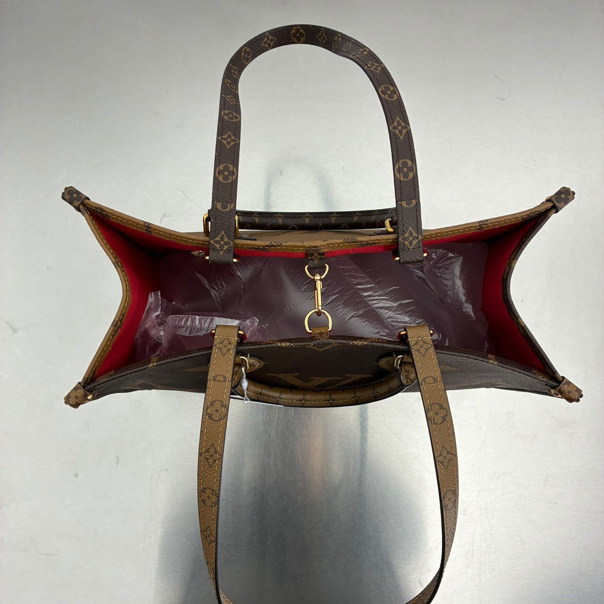 Louis Vuitton OnTheGo MM