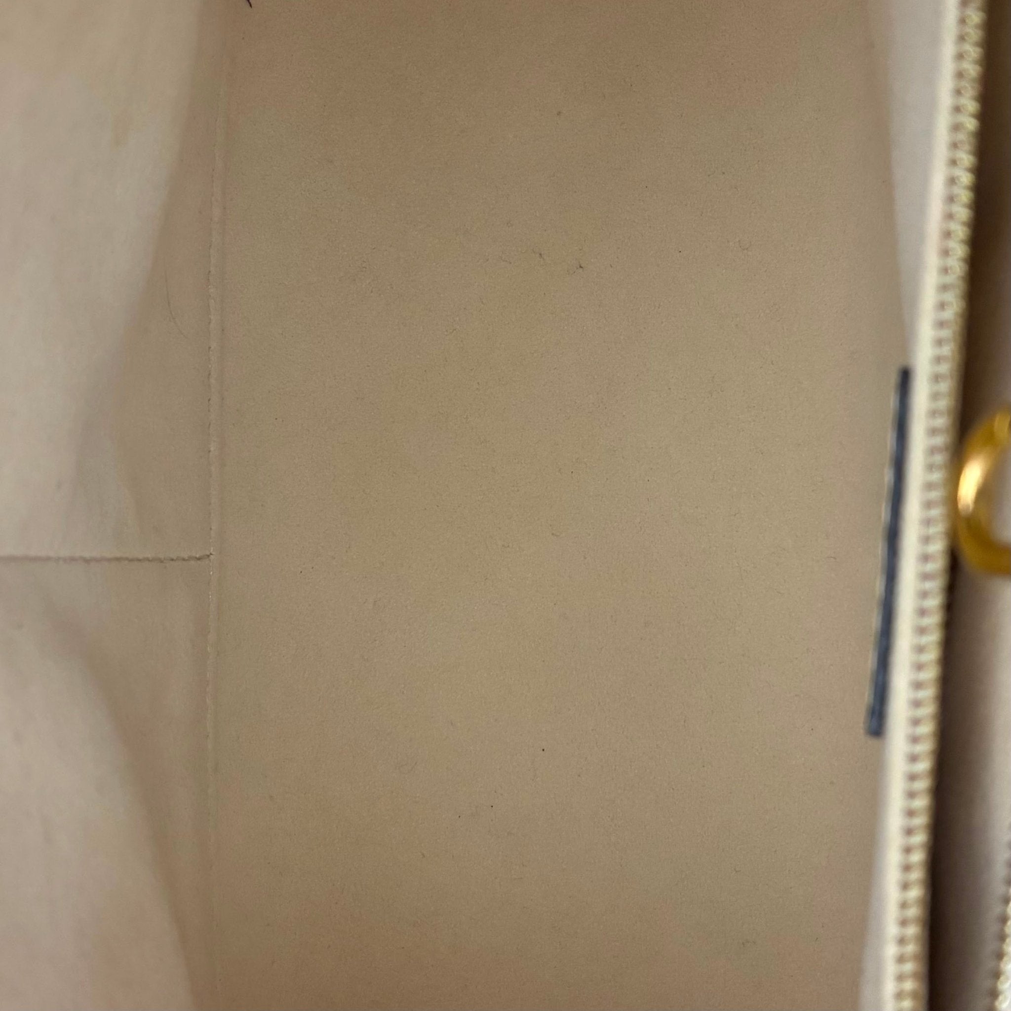 Louis Vuitton OnTheGo PM Empreinte M46569