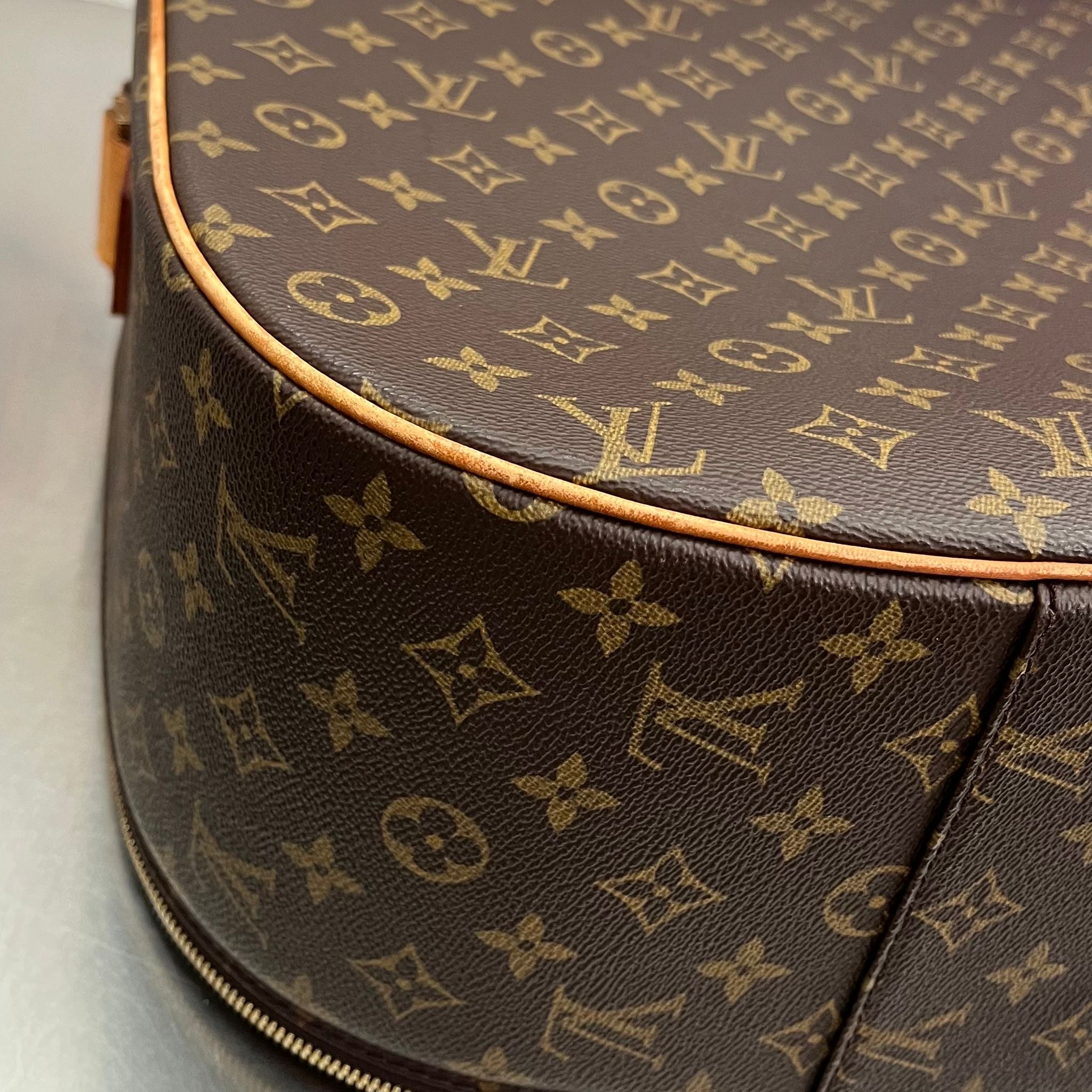 Louis Vuitton Packall GM