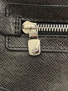 Louis Vuitton Pavel Taiga Leder