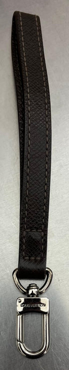 Louis Vuitton Pavel Taiga Leder (Braun)