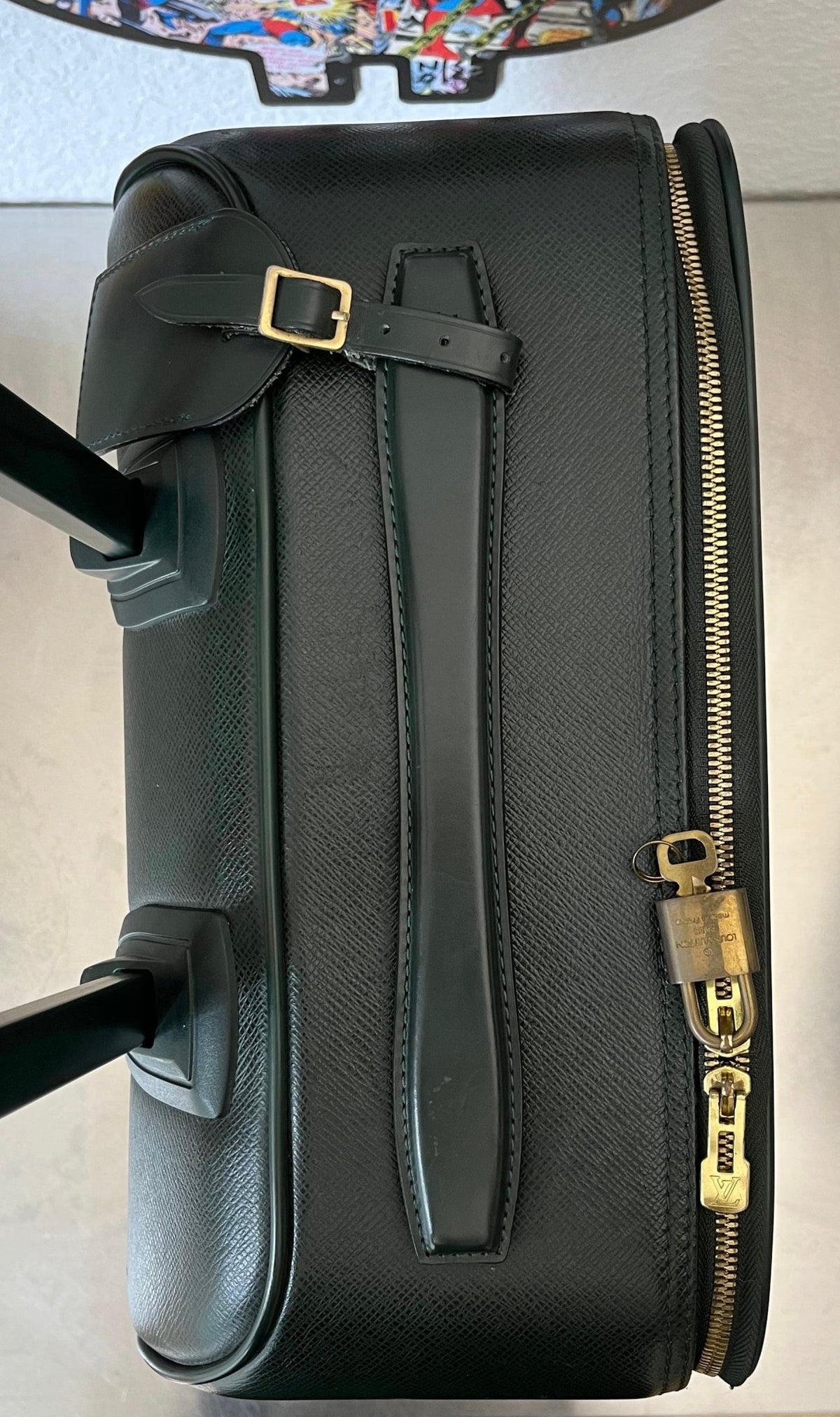 Louis Vuitton Pegase 50 Taiga