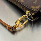 Louis Vuitton Pochette Accessoires Monogram von 1995