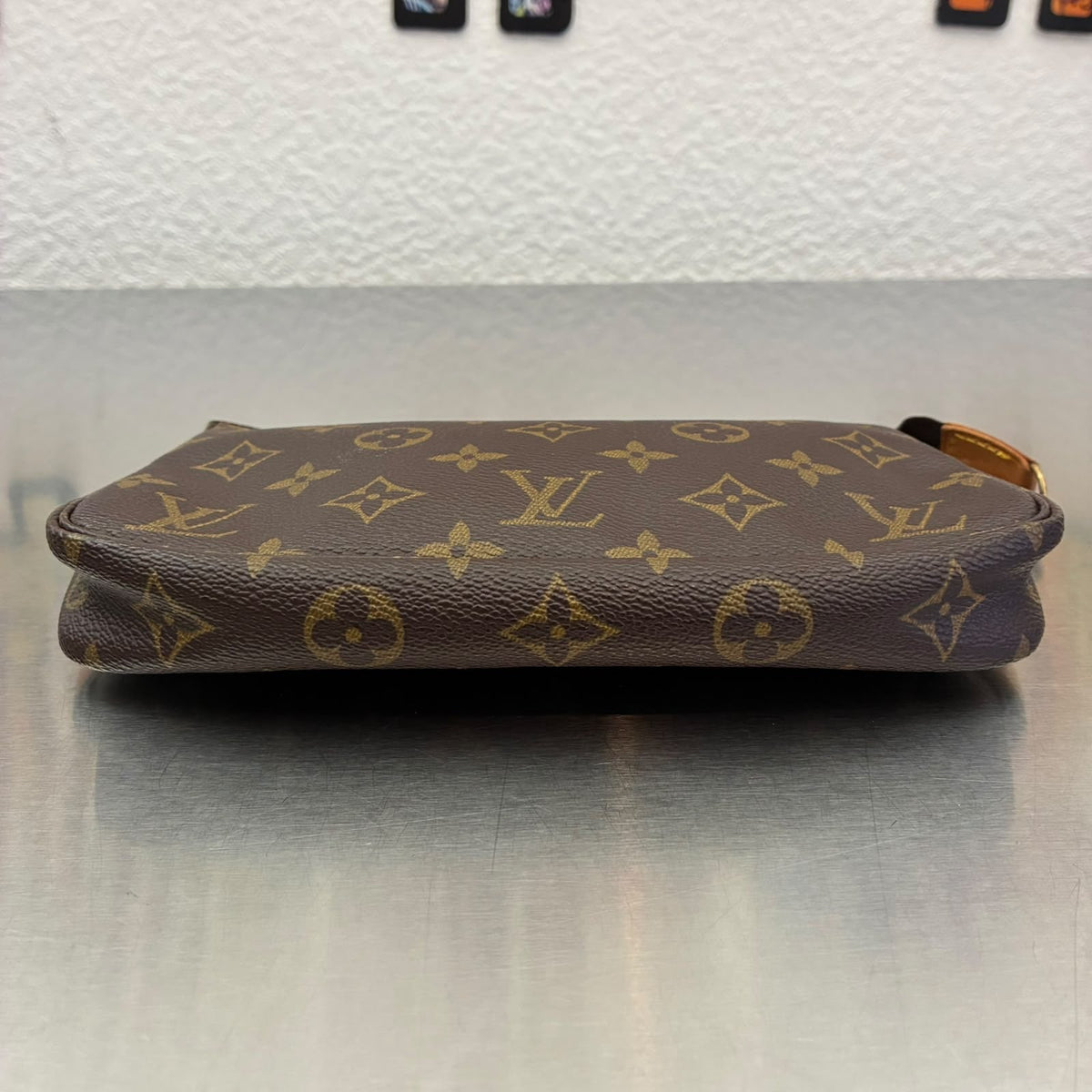 Louis Vuitton Pochette Accessoires Monogram von 1995