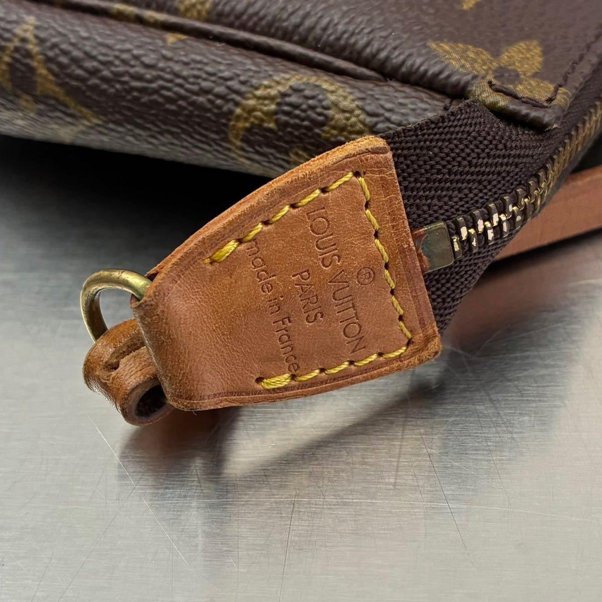 Louis Vuitton Pochette Accessoires Monogram von 1995