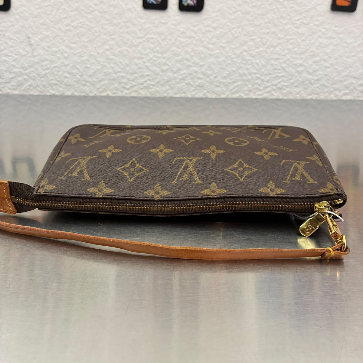 Louis Vuitton Pochette Accessoires Monogram von 1995