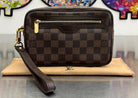 Louis Vuitton Pochette Billets Damier