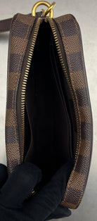 Louis Vuitton Pochette Billets Damier