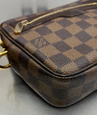 Louis Vuitton Pochette Billets Damier