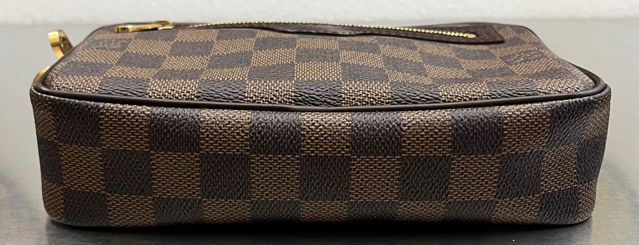 Louis Vuitton Pochette Billets Damier