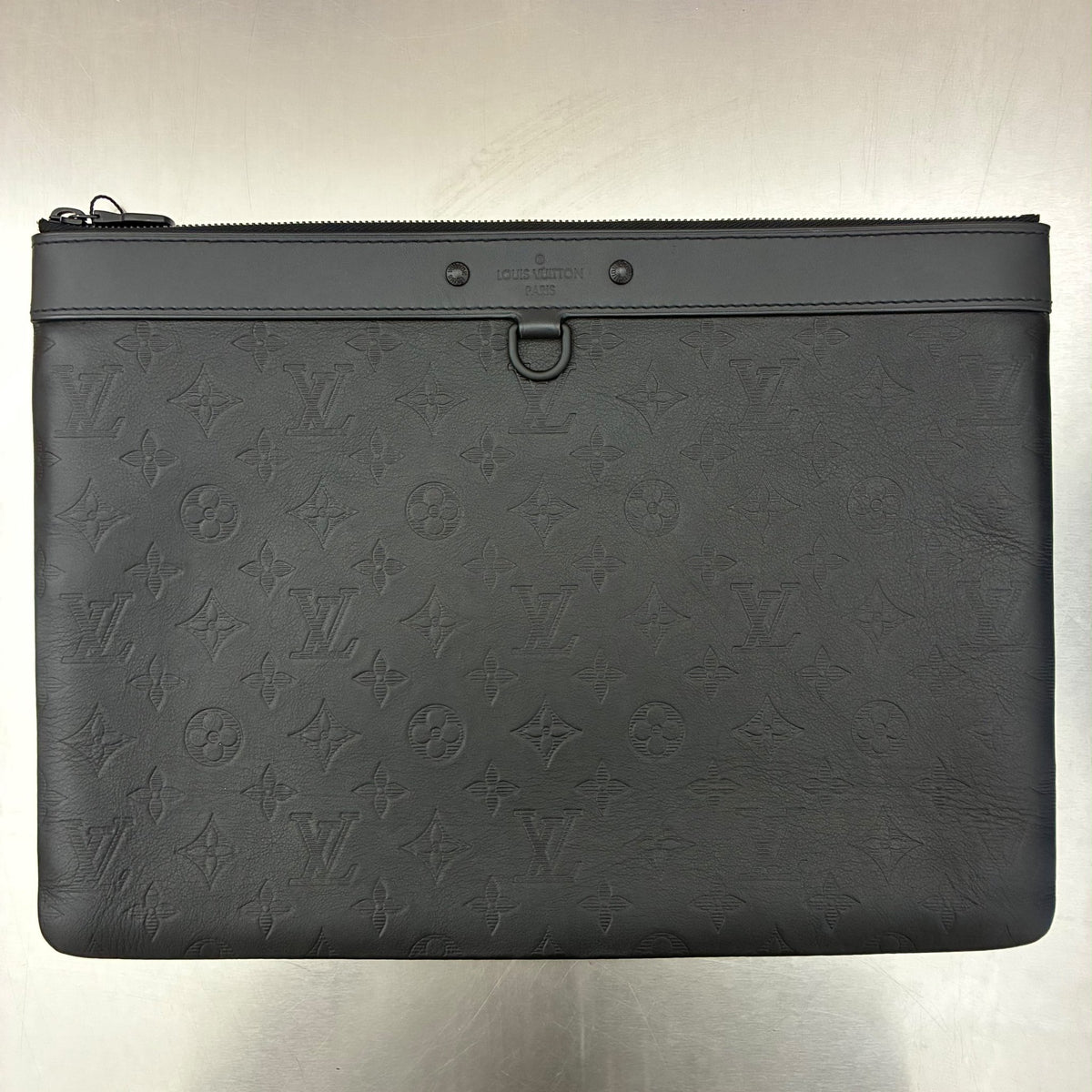 Louis Vuitton Pochette Discovery Shodow GM