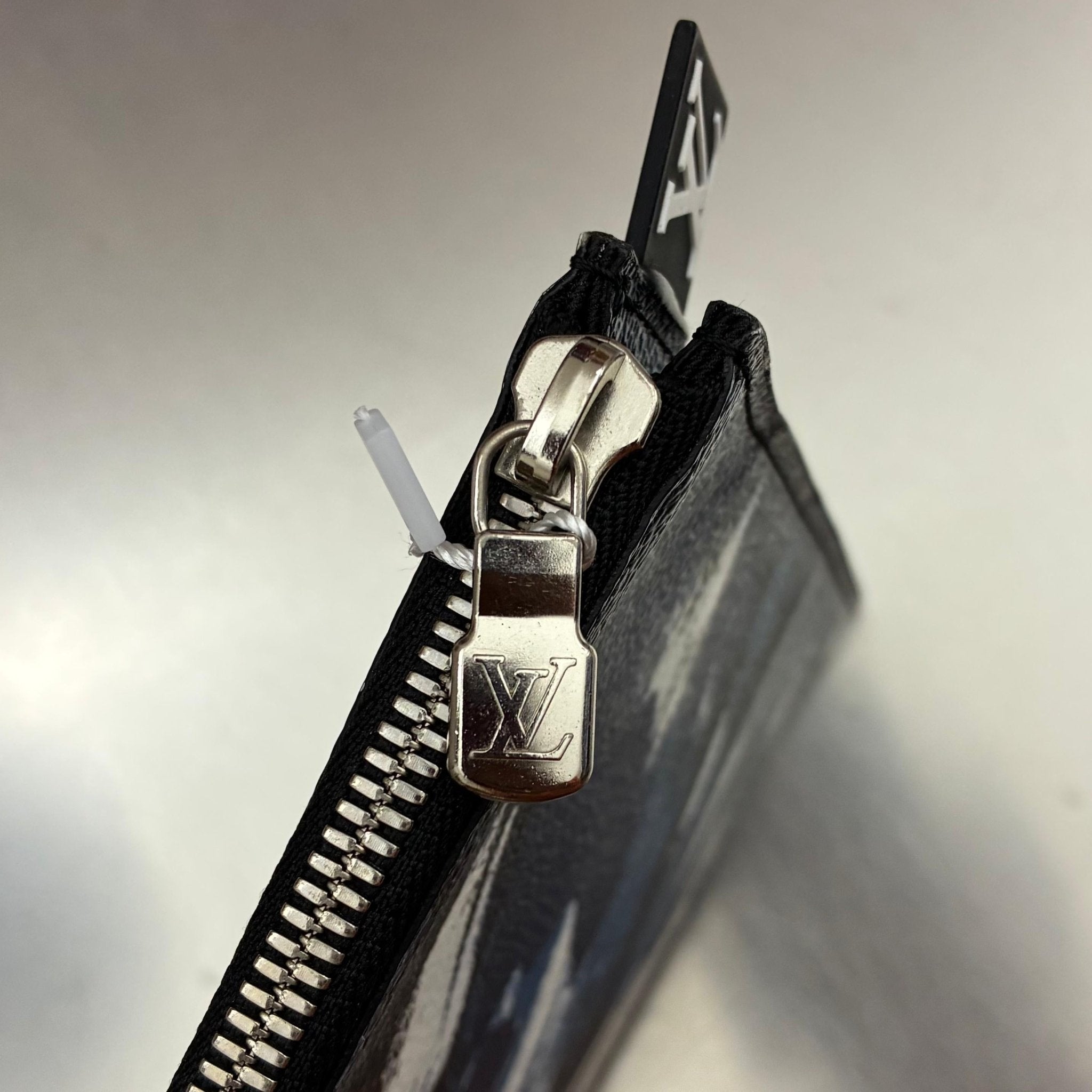 Louis Vuitton Pochette Jour GM Camouflage