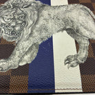 Louis Vuitton Pochette Jour GM, Chapman Brothers Wildlife Kollektion (Frühjahr/Sommer 2017).