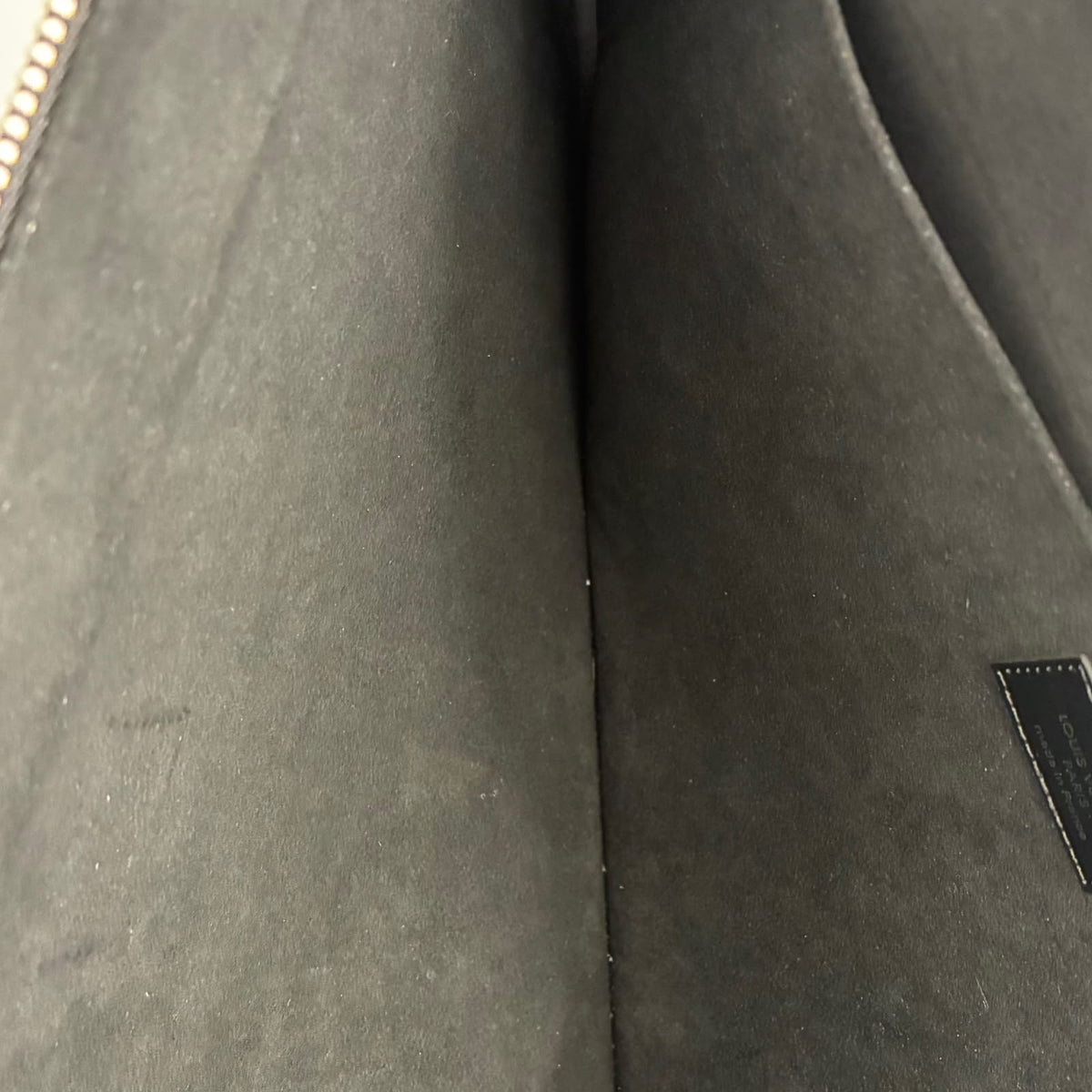 Louis Vuitton Pochette Jour GM Epi