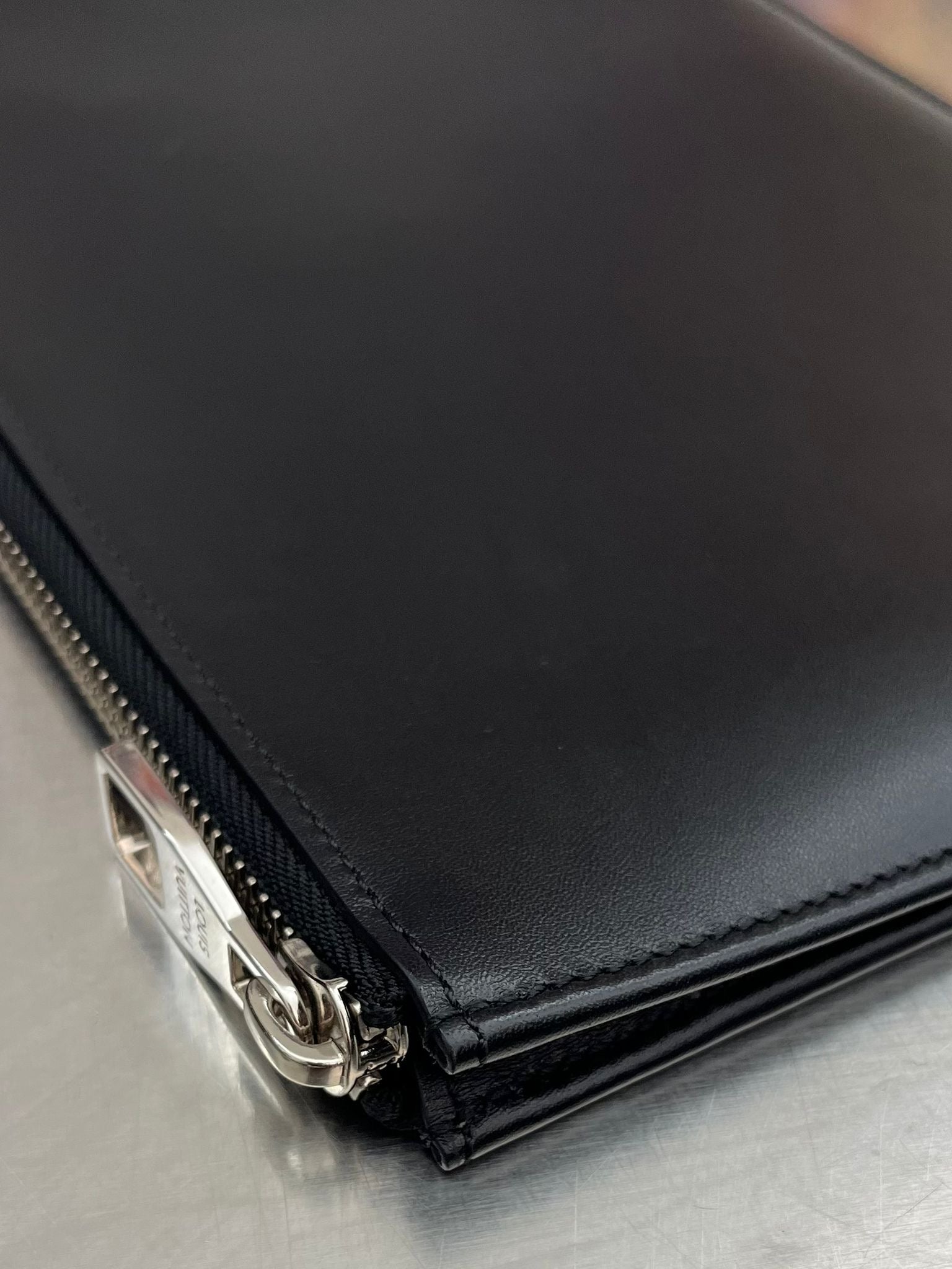 Louis Vuitton Pochette Jour PM Clutch